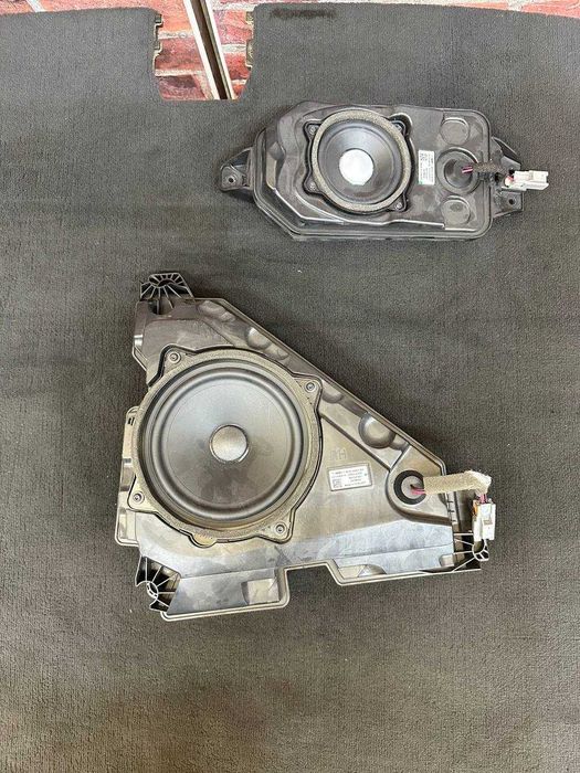 Boxe ușă dreapta fata Aston Martin DBX