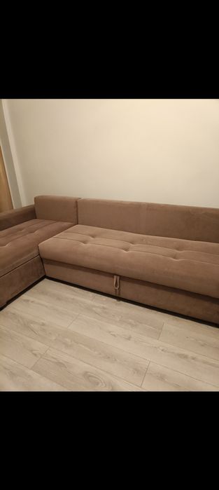 Холодильник Самсунг почти новый,диван угловой