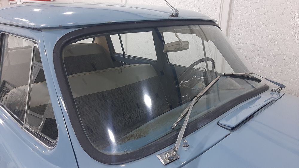 Газ м21 волга малому пробегом гаражное хранения.