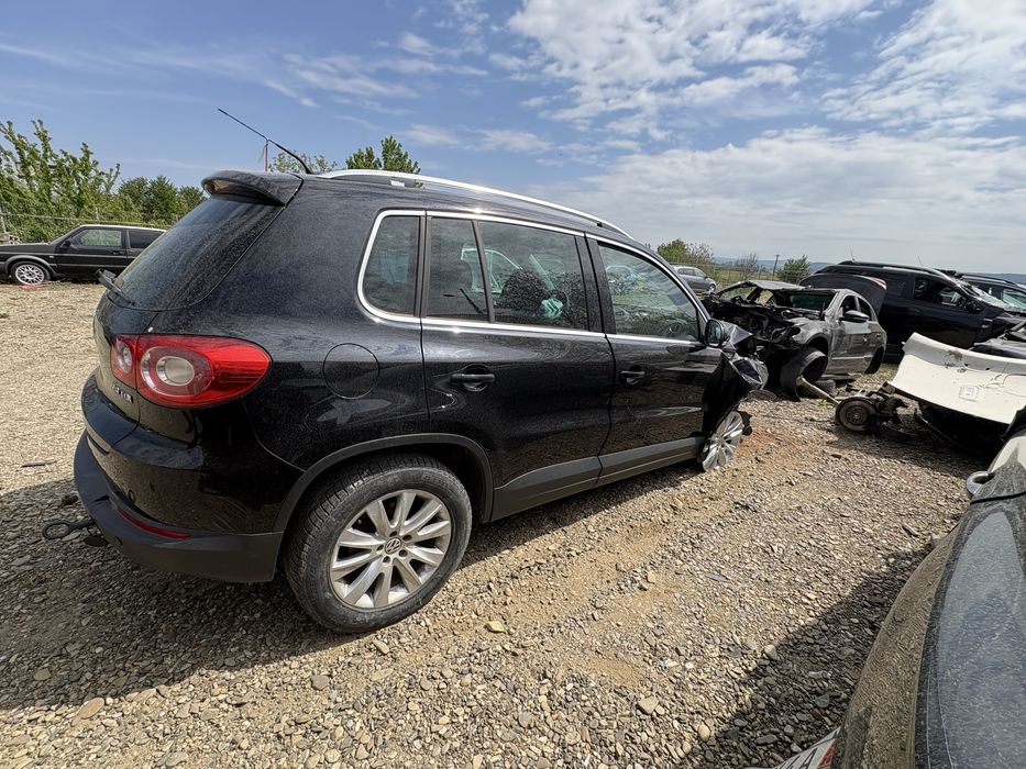 Dezmembrez Volkswagen Tiguan