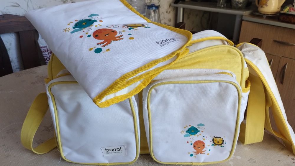 чанта за бебешка количка.