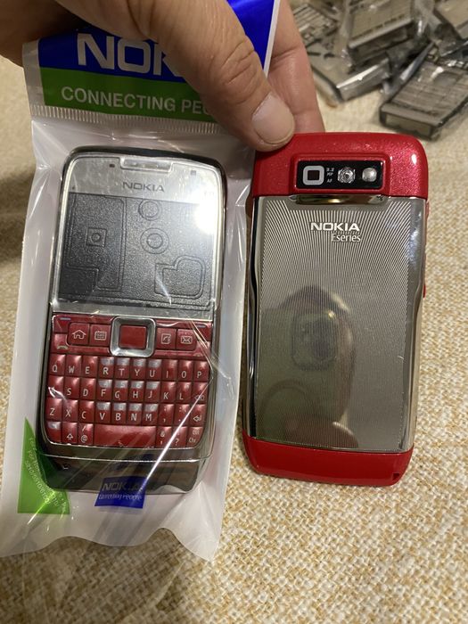 Carcasa nokia E71 originala completa