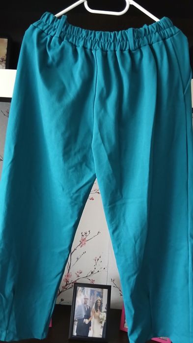 Pantaloni pentru dame