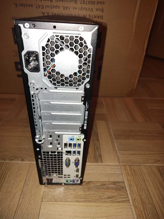 Calculator desktop AMD PRO A10-8770 3.5Ghz , 4Gb ddr4 , radeon R7 , ssd  250 Gb