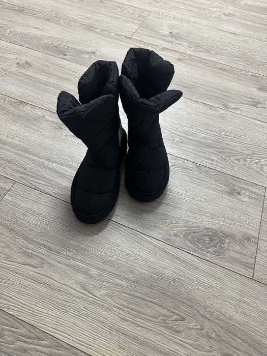 Vand ghete de zapada de la zara marimea 38 noi