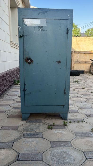 Продается Сейф очень большой