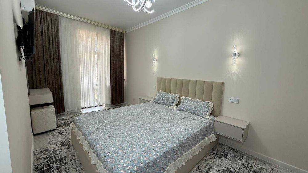 Шахар маркази Халқ банки 8 қаватда 3 хонали квартира сотилади.ID: 1532