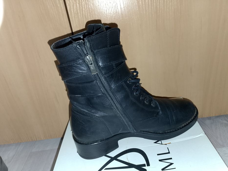 Продам коженные зимние ботинки