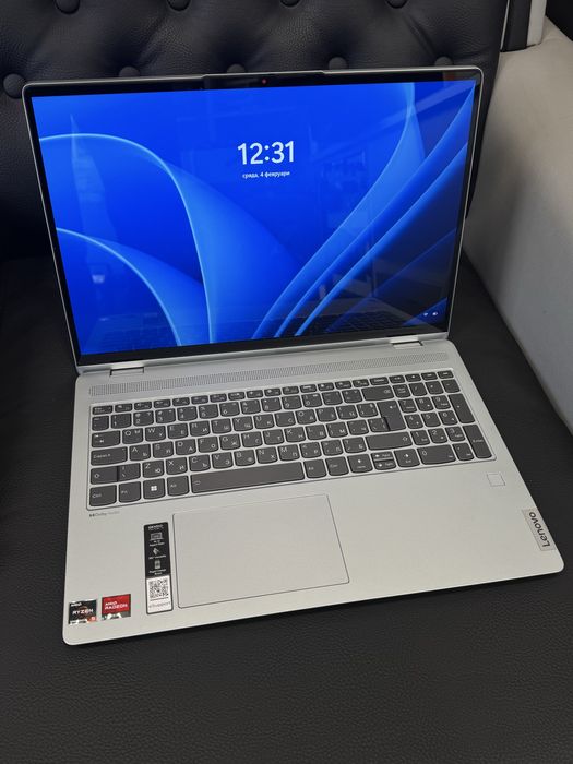 Продавам Lenovo Ideapad FLEX 5