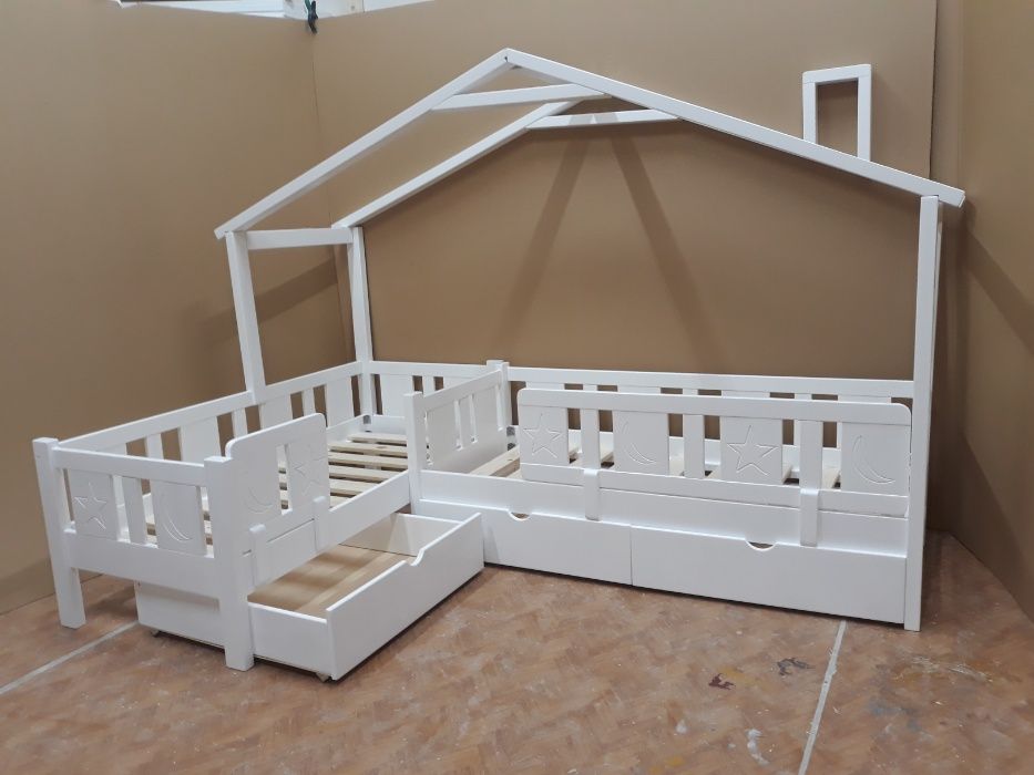 TRANSPORT GRATUIT.Patut casuta,cod 404