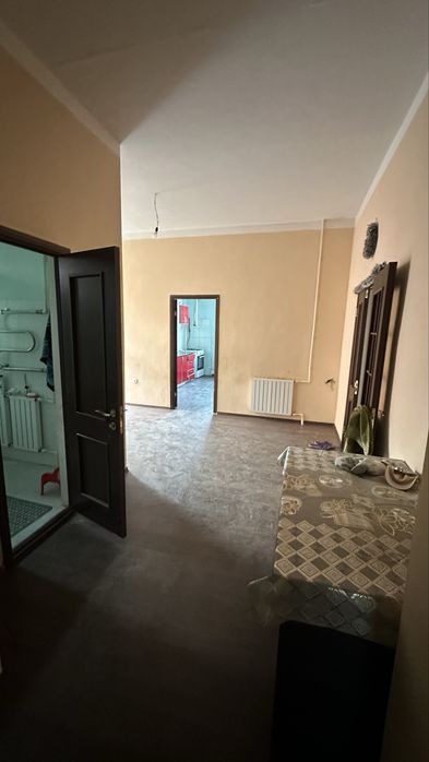 Uy sotiladi Batosh MFY 6 sotiqli xonadon