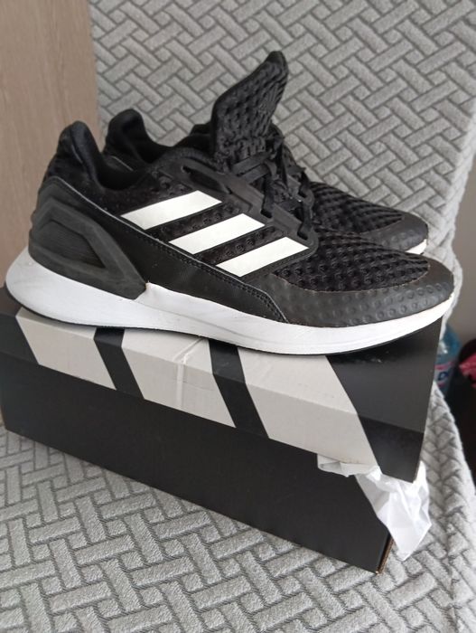 Маратонки Адидас