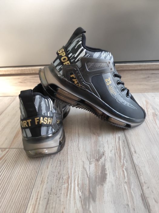 Черни мъжки обувки