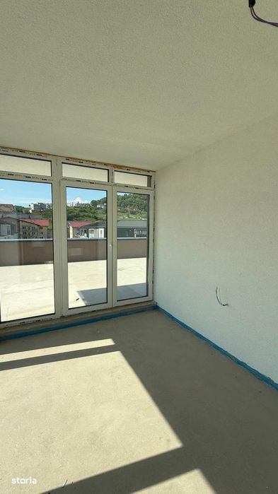 Penthouse exclusivist in Floresti, 88mp terasa, locatie centrala, bloc