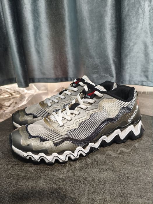 Оригинальные кроссовки Reebok ZigUltra Crush