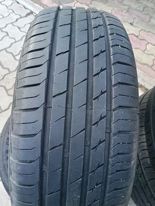 Продам шины 215/60 R16