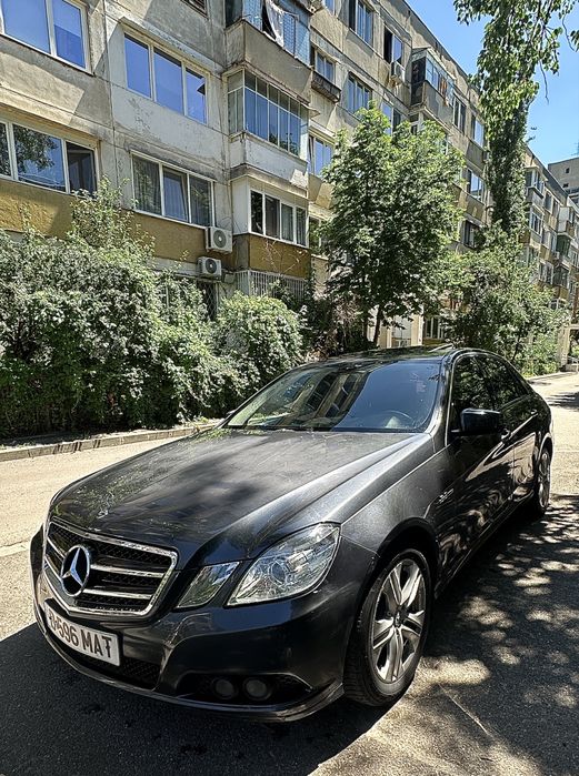 MERCEDES-BENZ E-Class 2009 — imagine 3