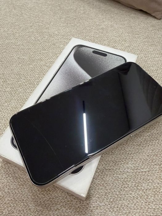 Продам  телефон айфон 15 Pro Max