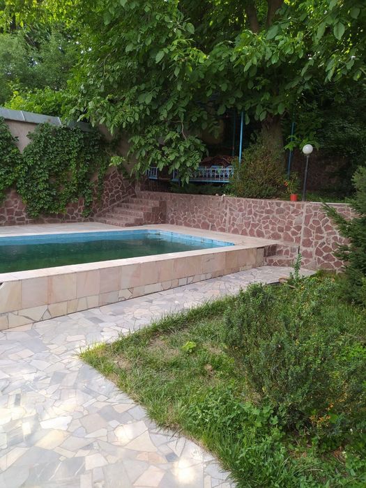 Продам уютную,готовую дачу,в посёлке Чарвак