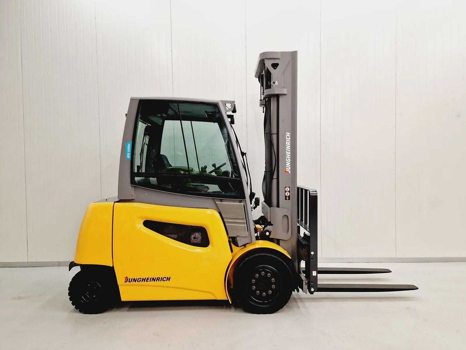 Electrostivuitor Stivuitor 4 tone Jungheinrich EFG 540ks  an 2019