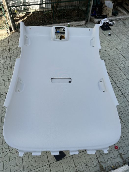 Retapițări Plafoane Auto & Fețe Uși | OEM & Alcantara | Profesional