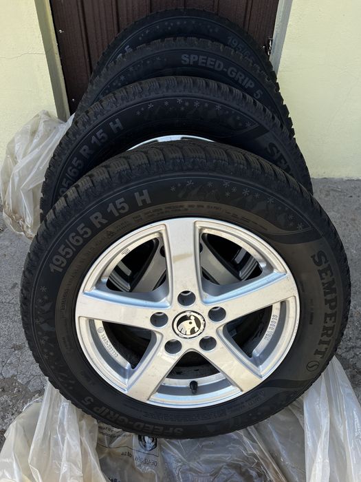 Jante aluminiu Vw Audi Skoda Seat 5x112 R15 cu cauciucuri ca noi de iarna 195/65 R15