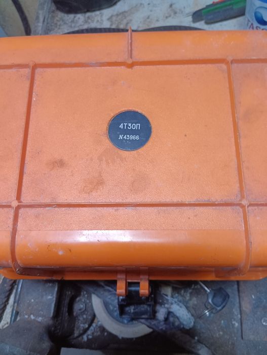 Продам теодолит в отличном состоянии