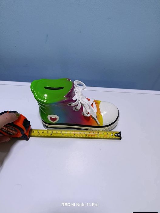 Порцеланова касичка Кец