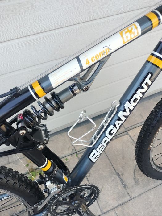 Bicicleta MTB BERGAMONT Full suspension