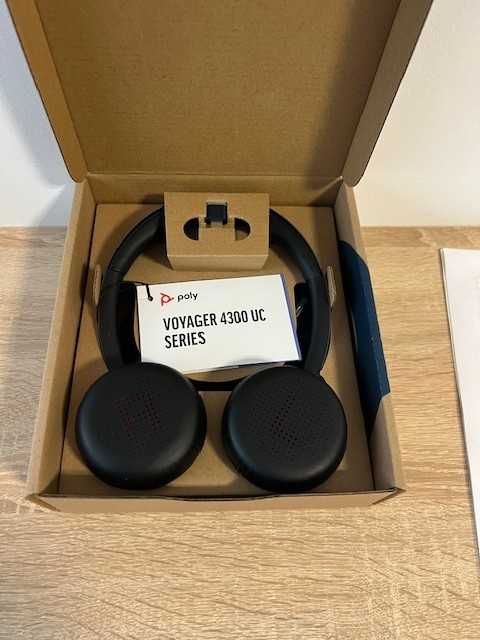 Casti Poly 4320 cu stand