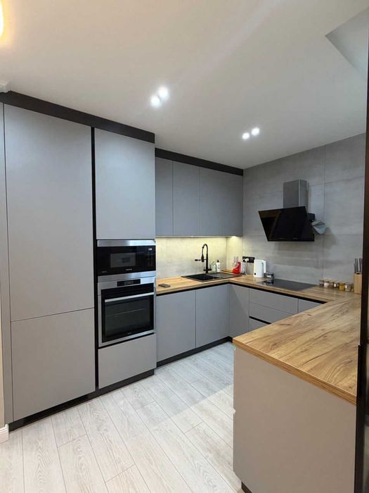 Дава се под наем Двустаен апартамент в София, Манастирски ливади - 78 кв.м за 500 € - Снимка #1