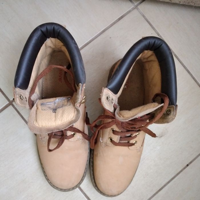 Levis ест. кожа 39н