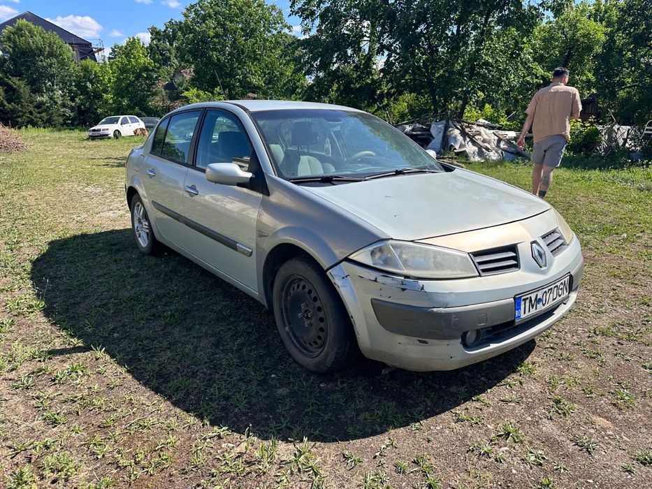 Renault Megane 2 an 2004 Motor 1.6 16V Benzina. 120 000 Km reali