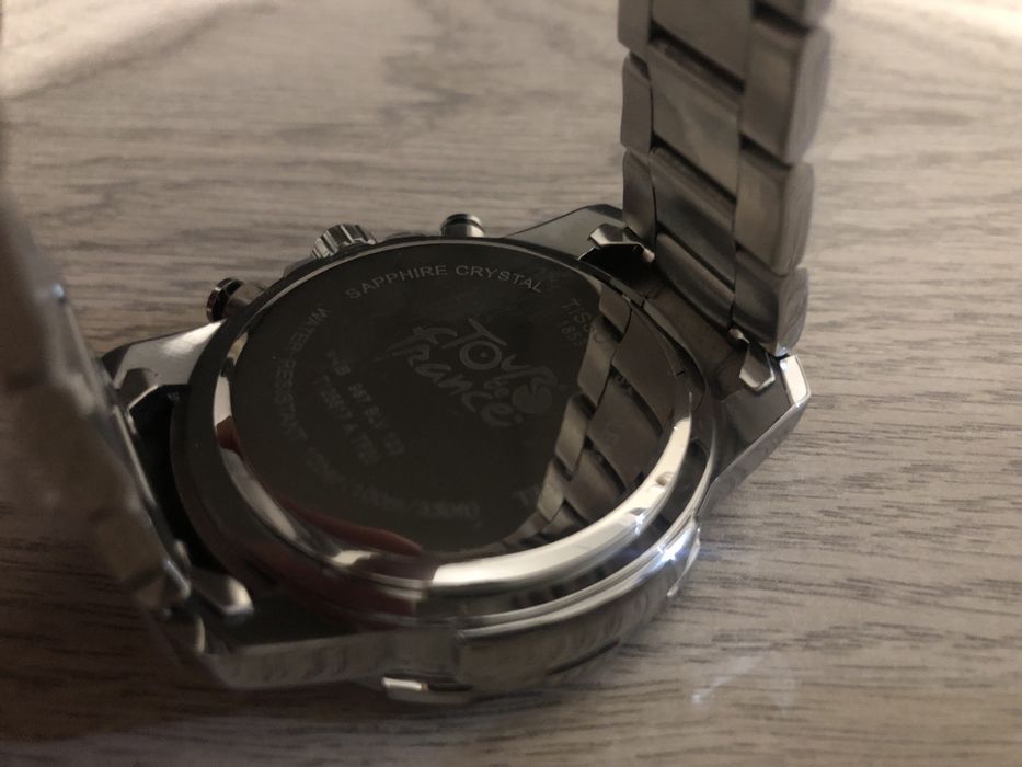 Продам мужские часы Tissot