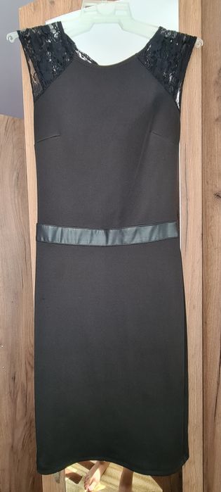 Rochie neagra de ocazie