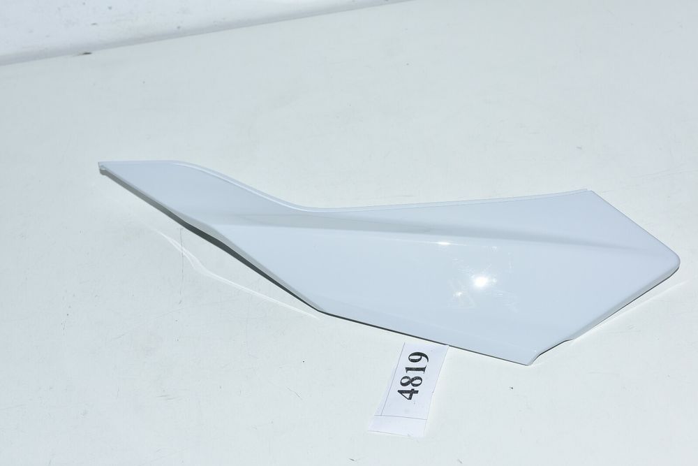 Carena spate dreapta BMW F900XR