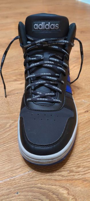 Продавам! Маратонки Adidas