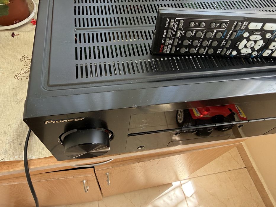 Pioneer VSX-827 ресивър