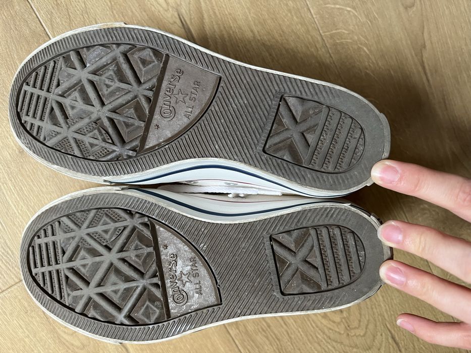 Converse cu platforma