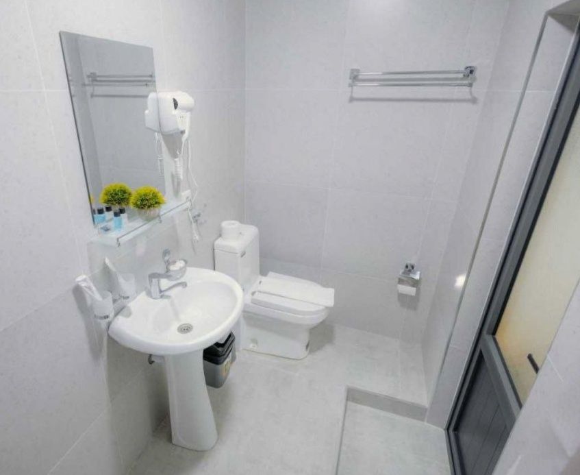 Продается гостиница коммерческое помещение Мукимий Яккасарай