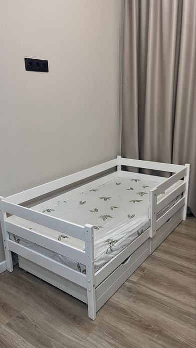 Продам кровать, детская.