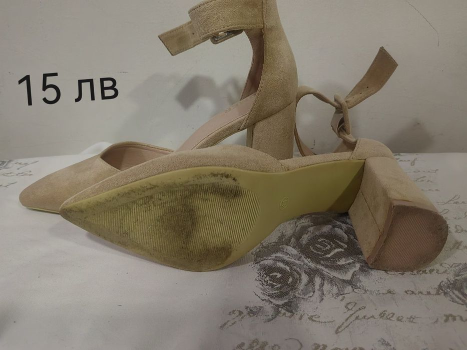 Дамски обувки различни видове