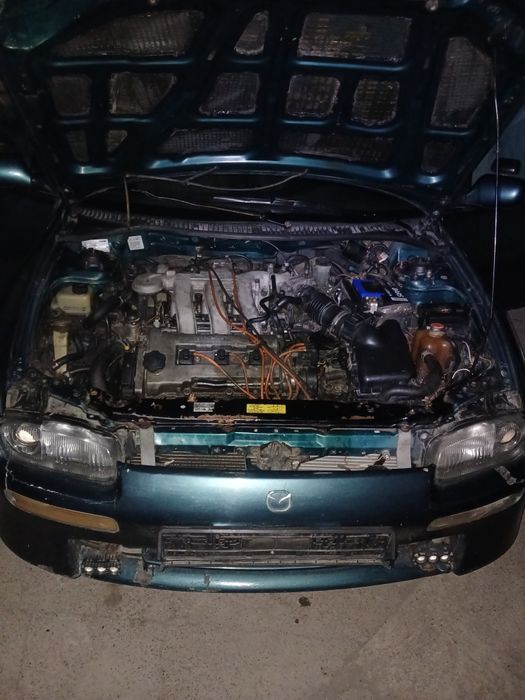 Продам мазду 323 срочно