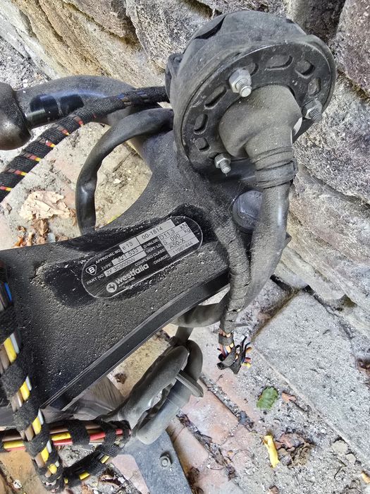 Cârlig, cui de remorcare original Westfalia complet, Volkswagen Passat B6 Sedan, Combi, Variant(Break), Clasa A50x , 321533, ZF 3C9000W