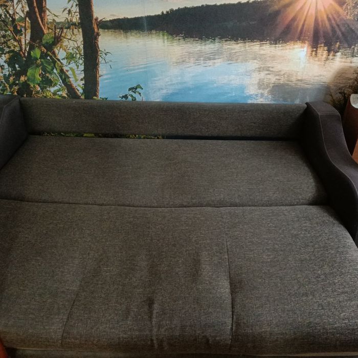 Продам хороший диван