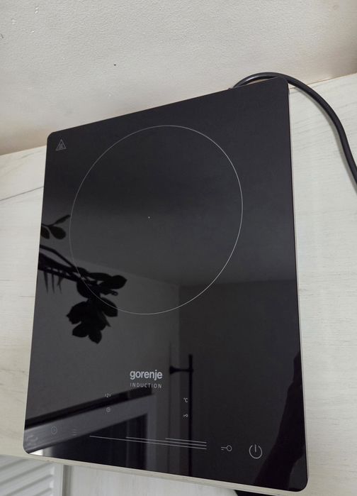 Plită cu inducție Gorenje 2000W + cutie