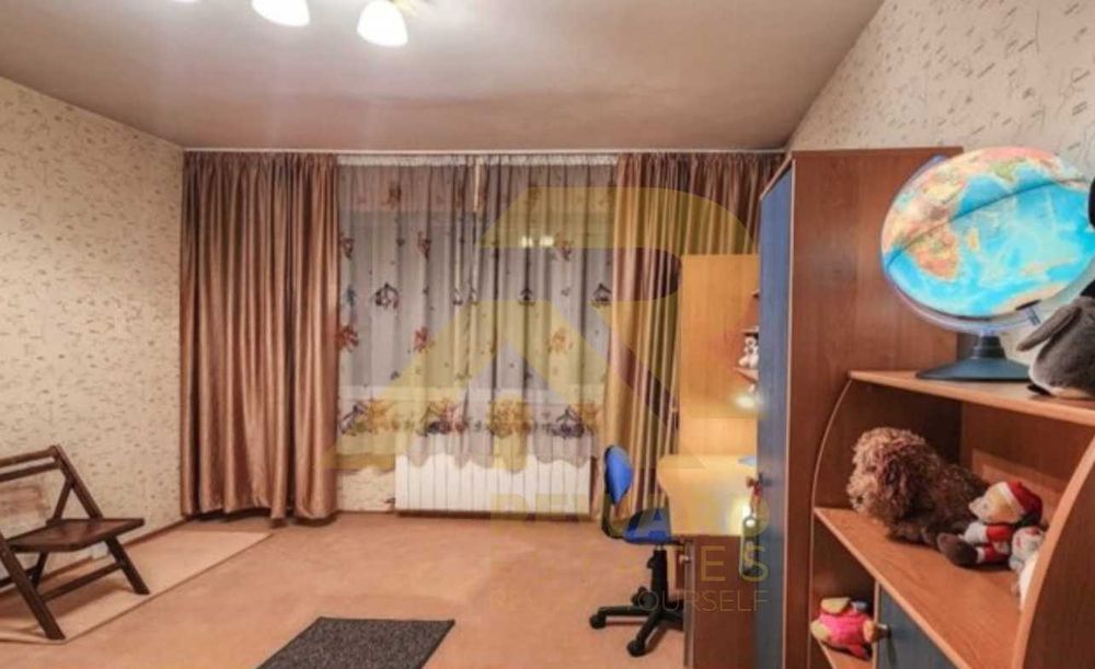 Продава се Тристаен апартамент в София, Люлин 6 - 89 кв.м за 2022 €/кв.м - Снимка #10