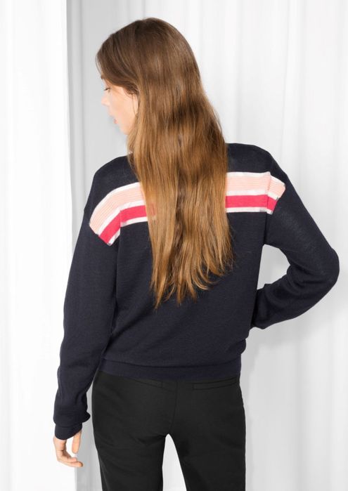 &Other stories пуловер 100% вълна с контрастни ленти