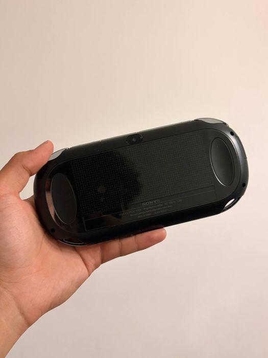 PlayStation Vita 1106
