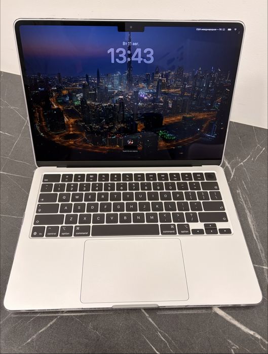Macbook air 13’ 16/512